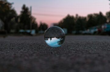 Προβλήματα στις Σχέσεις & Πώς να τα Αντιμετωπίσεις – Μέρος 3: Τα «Μυστικά Εγχειρίδια» που Κρατάμε για τους Άλλους Χωρίς να το Συνειδητοποιούμε