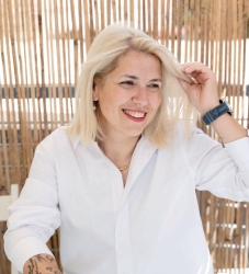 Βιργινία Κωστάκη