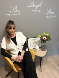 Μαίρη Αντώναρου