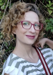 Λένα Κόνιαρη